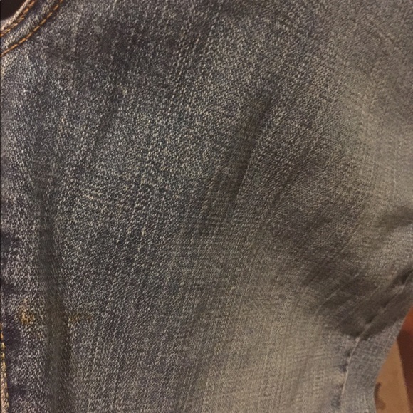 Women’s Levi’s Jeans 4 short 4S dark distress #30 - Picture 8 of 8